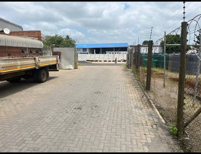 6,366M² WAREHOUSE TO LET IN KULEKA